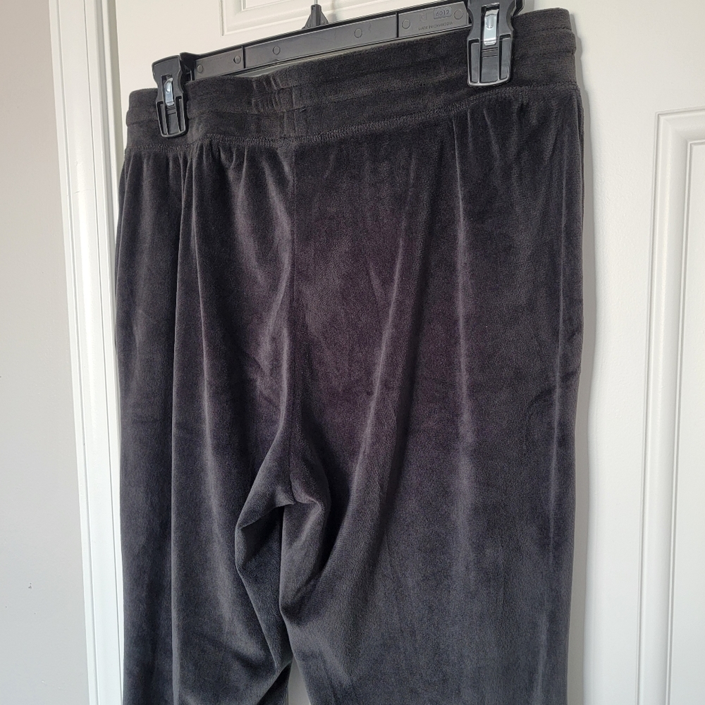 Juicy Couture Sleepwear Black Velour Pants Rhinestone Logo On Leg Y2K Size M - Picture 4 of 9